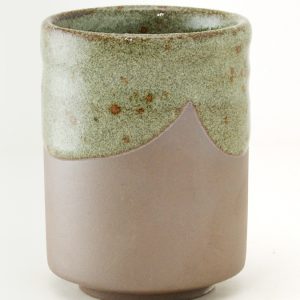 Yunomi - Olive on brown TC20
